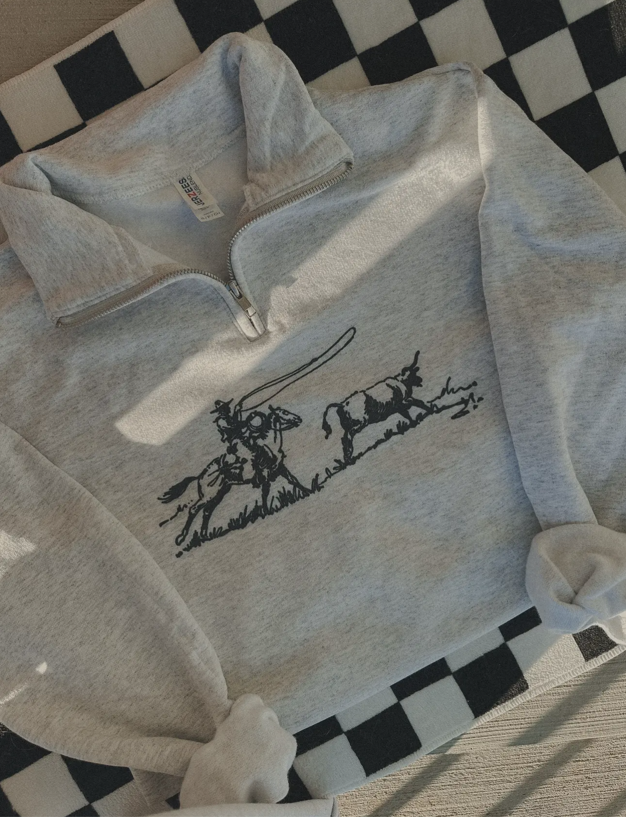 Roping cow 1/4 Zip